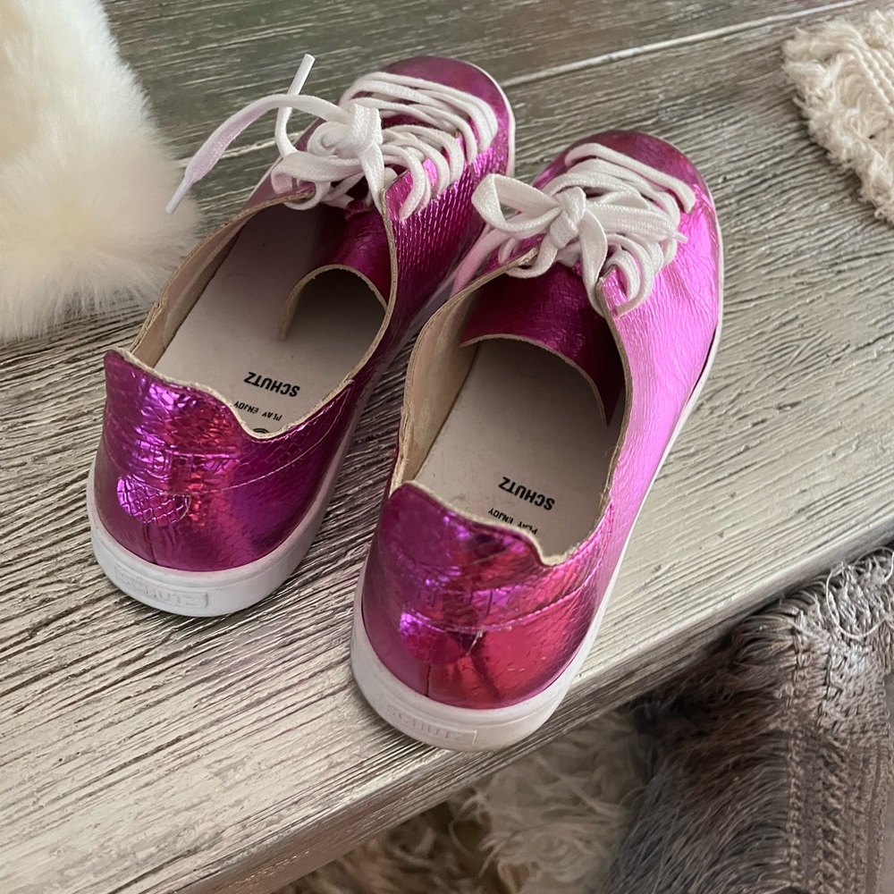 schultz designer metallic tennis shoes brand new worn once too big - Picture 4 of 4
